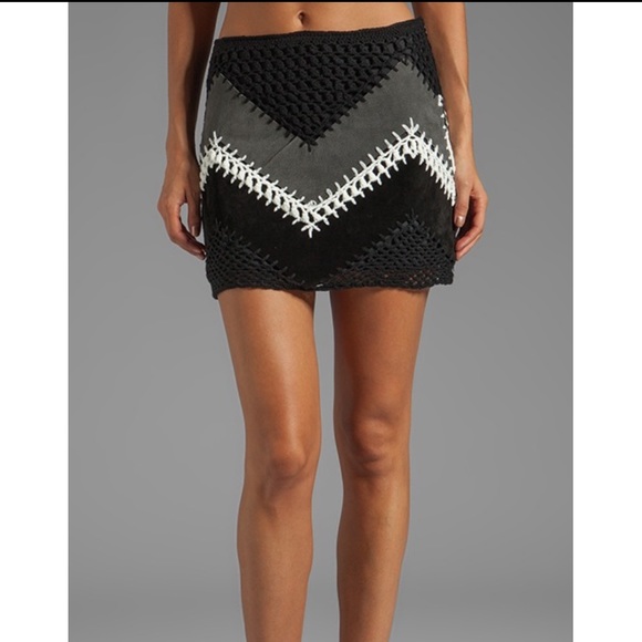 BB DAKOTA SUEDE/ CROCHET A-LINE MINI SKIRT - Picture 7 of 8